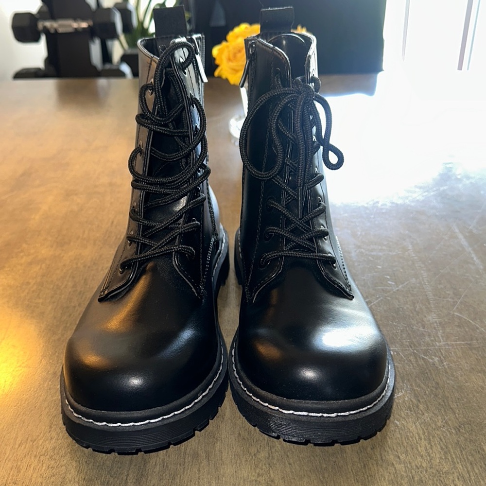 Torrid black zip up combat boots size 8